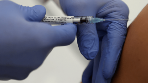 Puntos de vacunación anti-Covid este sábado en Baja California