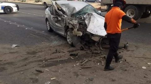 Voluntaria de vacunación en Mexicali se accidenta al salir de la jornada