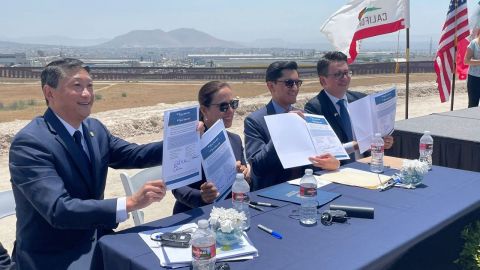 México y California firman acuerdo de megaproyecto de infraestructura fronteriza