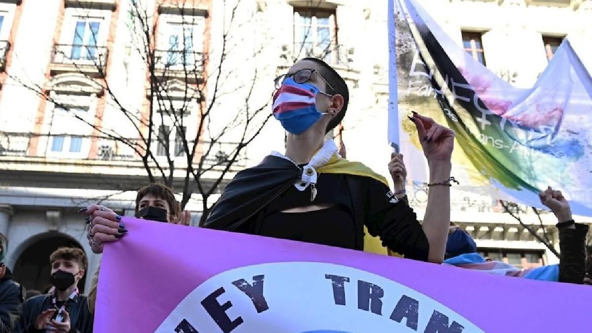 Cambio de sexo desde los 14 años: España aprueba la ''Ley Trans''