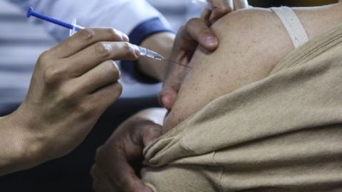 Este lunes, vacunan segundas dosis en Mexicali