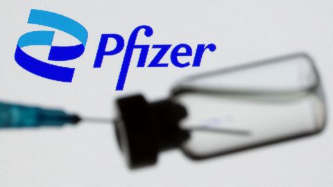 Pfizer pedirá autorización para aplicar una tercera dosis como refuerzo