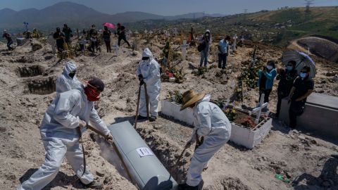 México llega a las 234 mil 969 muertes por Covid-19