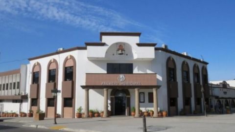 Ayuntamiento de Tecate sigue el pleito con funcionarios de licencia