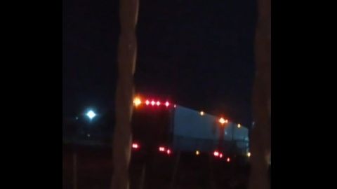 Denuncian residentes de El Sauzal a camioneros