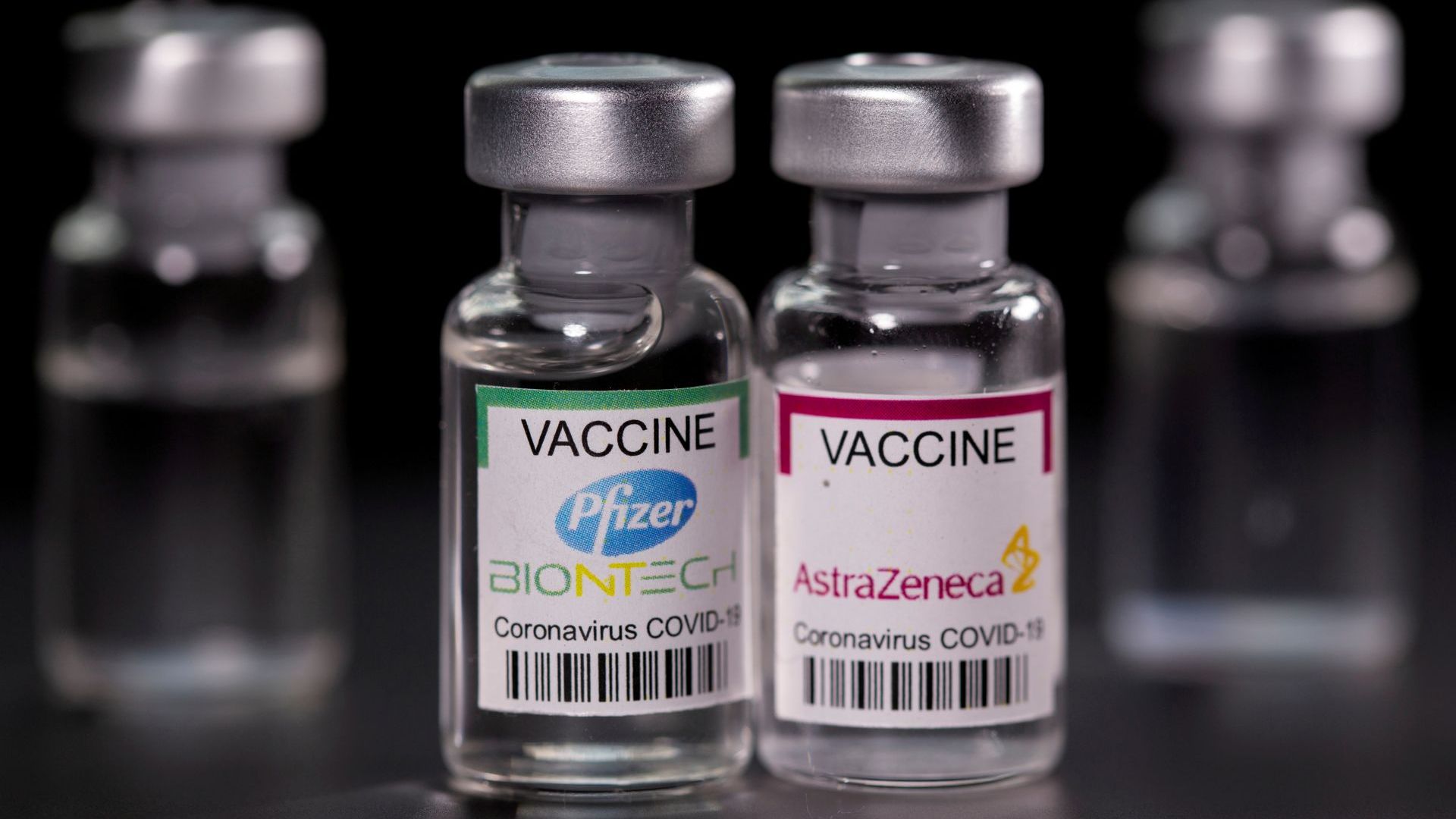 Dos dosis de Pfizer o AstraZeneca son efectivas contra la variante Delta