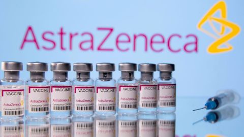 Una dosis de vacuna de AstraZeneca es 82% efectiva contra variantes Gamma y Beta