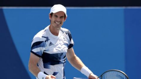 El campeón defensor Andy Murray no jugará en singles por consejo médico
