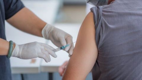 Aplicación de vacunas anti-covid 19 en Baja California