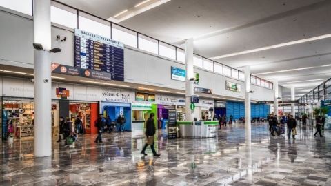 Decomisan drogas y medicamentos en Aeropuerto de Tijuana