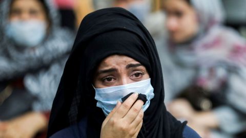 Noruega firma decreto para garantizar protección a mujeres en Afganistán