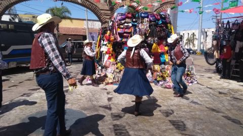 Dan bienvenida a Tijuana con ballet folklórico