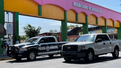 Balacera en Mercado Hidalgo, extraoficialmente un muerto