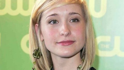 Allison Mack entra a prisión tras sentencia de tres años por caso de secta NXIVM