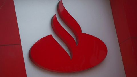 ¡Ahora Santander!, reportan intermitencia en pagos y retiros de efectivo