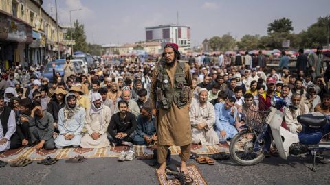 Afganistán volverá a aplicar amputaciones y ejecuciones, afirma líder talibán