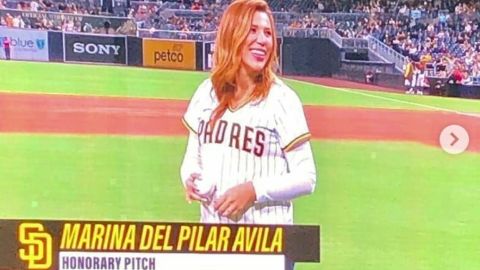Marina del Pilar lanza la primera bola en juego de Padres de San Diego