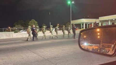 Patrulla fronteriza detiene a militares mexicanos tras intentar cruzar a EE.UU.