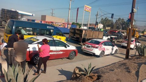 Taxistas hombres amenazan de muerte a sus compañeras si no se van de colonia