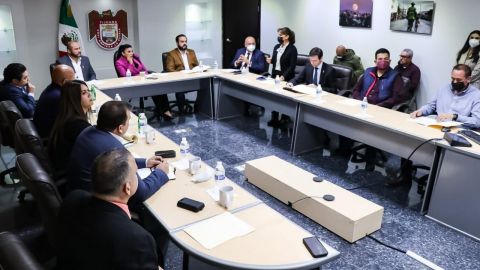 Busca alcaldesa Montserrat Caballero dar solución al campamento migrante