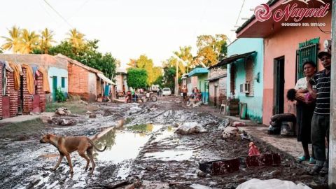 Huracán "Pamela" deja más de 9 mil damnificados en Acaponeta, Nayarit