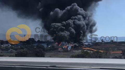 VIDEO: Se quema lote de carros en San Diego