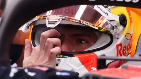 📹 VIDEO: Max Verstappen le pinta el dedo a Lewis Hamilton en Fórmula 1
