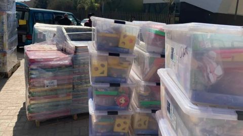 Donan material educativo a instituciones que apoyan a niños que sufrieron abuso