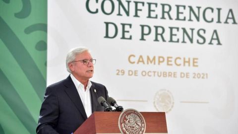 Reconoce López Obrador a Jaime Bonilla por vacunación