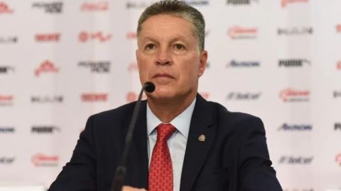 Chivas renovó contrato a Ricardo Peláez como director deportivo