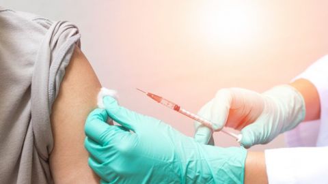 Se abre plataforma federal para registro de vacunación a jóvenes de 15 a 17 años