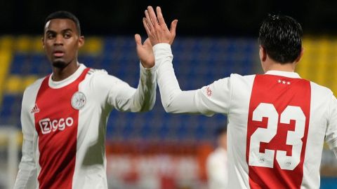 Edson Álvarez y el Ajax golean sin problemas en la Eredivisie
