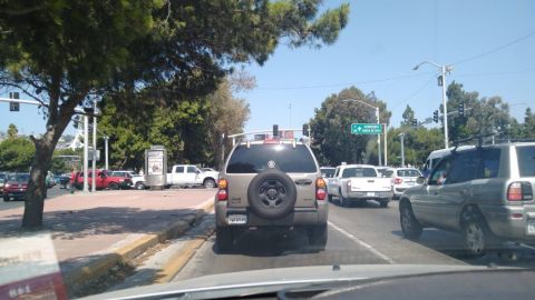 Alta afluencia vehicular, controlado y sin incidentes reporta Ayuntamiento