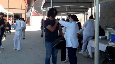 Reportan ágil afluencia para vacunación de menores de edad en Tijuana