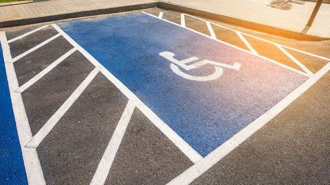 Llaman a tramitar tarjetón azul para personas con discapacidad