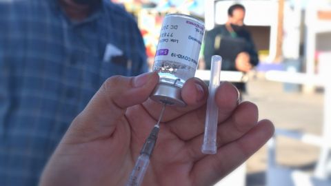 Iniciará este lunes la aplicación de refuerzos de vacuna a docentes en BC