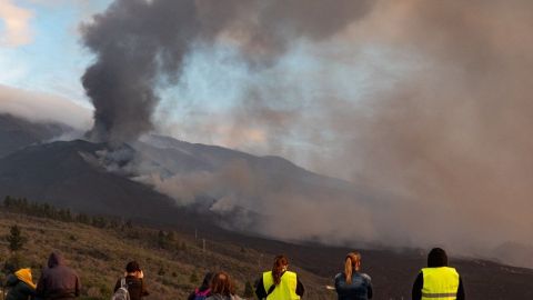 Volcán Cumbre Vieja en isla La Palma suma 85 días de erupción