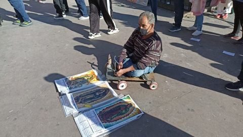 Persona con discapacidad lucha por salir adelante