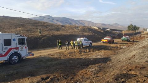 Logran detener derrame de diésel en carretera Tijuana-Tecate