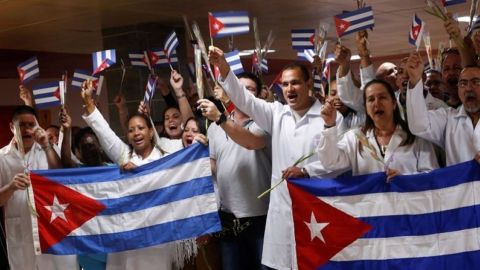 Congreso de Cuba aprueba matrimonio igualitario; pasa a consulta popuar
