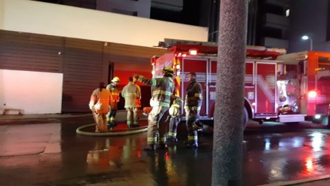 Fuerte incendio se registra en Noche Buena en Tijuana
