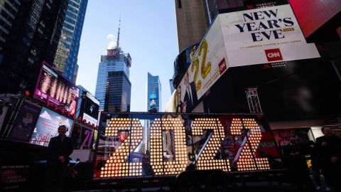 Nueva York se niega a cancelar enorme celebración de Año Nuevo en Times Square