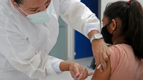 Habrá jornada de vacunación vespertina este viernes en Tijuana