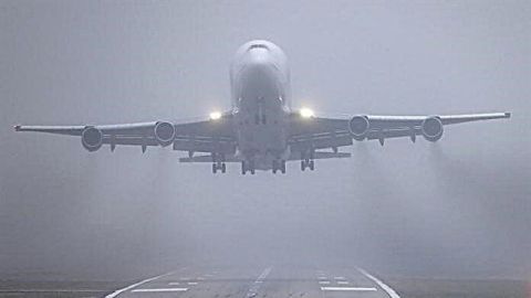Cancelan vuelos por densa neblina en Tijuana