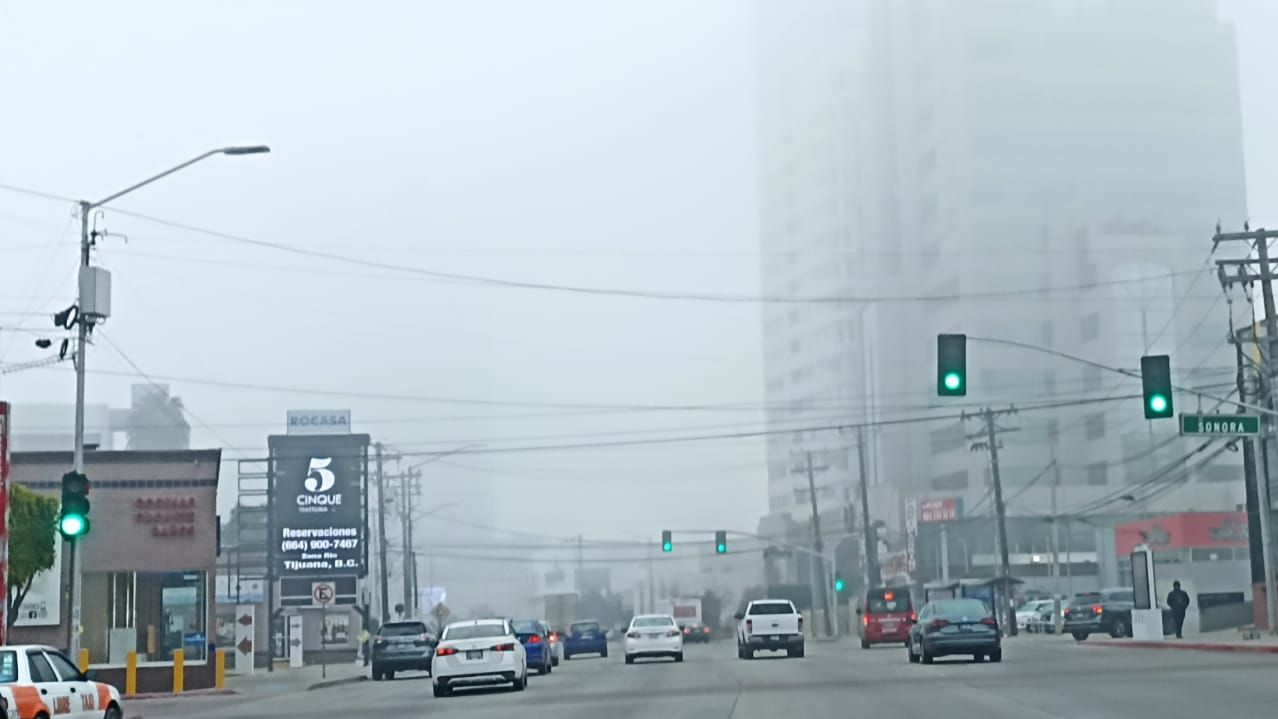 Neblina sigue afectando vuelos en el Aeropuerto de Tijuana