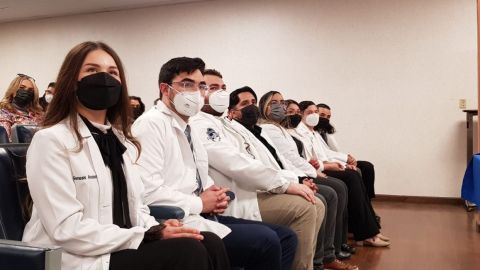 Terminan médicos su internado en el Hospital General de Tijuana