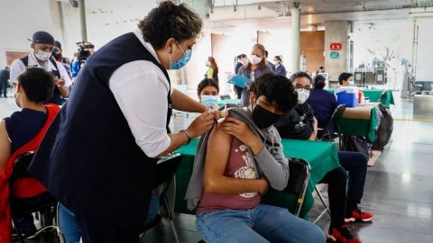 México supera récord de casos Covid por segundo día consecutivo; más de 47 mil