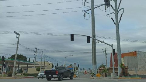 Vecinos en 5 y 10 denuncian semáforos apagados desde hace semanas