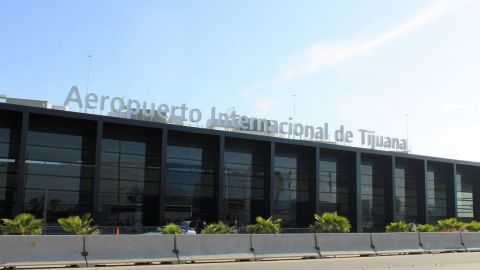 Reportan cancelación de vuelos en Aeropuerto de Tijuana por contagios