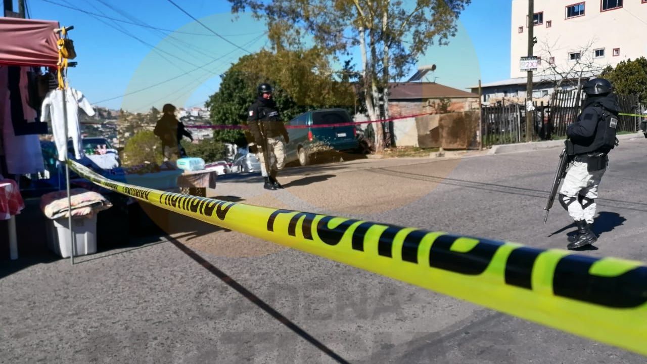 Vendían ropa afuera de su casa en sobreruedas y los asesinaron